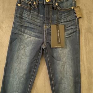Kendall + Kylie women’s jeans NWT